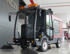 掃地車邊刷日常怎么清理？麻不麻煩